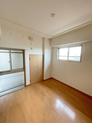 【洋室】 | シェーンブルン羽鷹  | ※同タイプの写真となり、実際のお部屋とは異なる場合があります