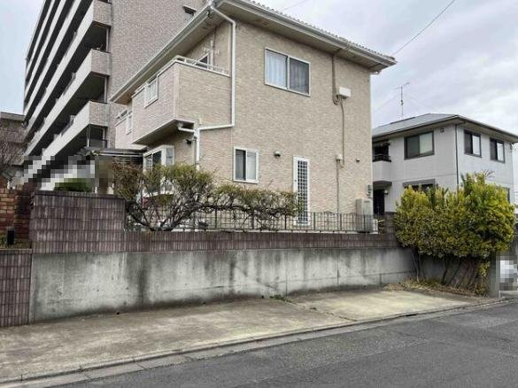ひたちなか市青葉町　中古戸建の外観|明るい印象を受ける外観です！