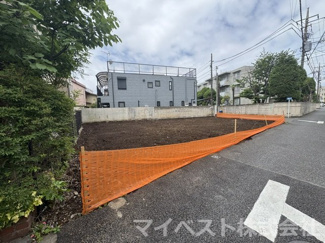 【前面道路含む現地写真】 | 中野区江原町3丁目　売地　全2区画