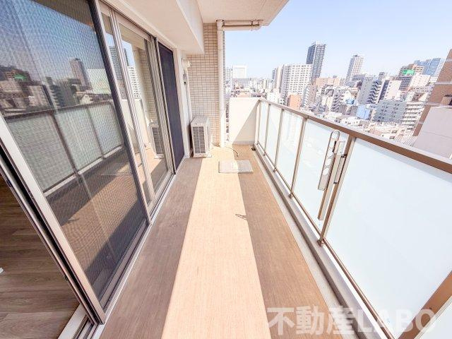 ブランズ北堀江のバルコニー
