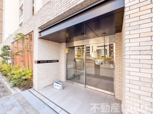 ブランズ北堀江のエントランス