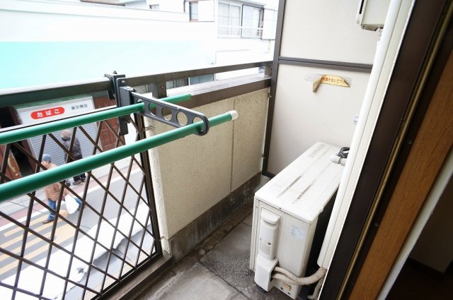 ST西荻のバルコニー