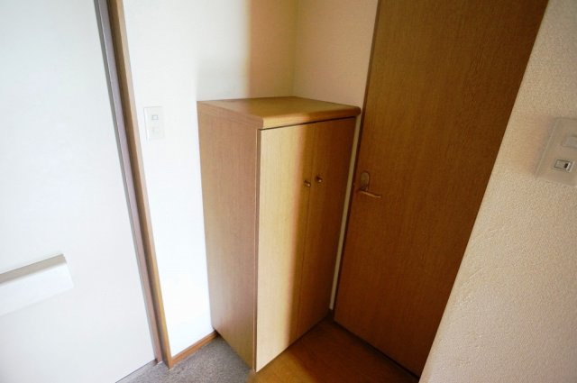 ST西荻の玄関