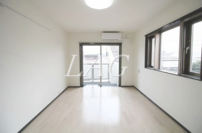 【居間・リビング】 | ピアコートTM上井草 | 洋室のお部屋です。