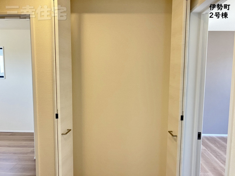 碧南市伊勢町の収納|2階の収納。豊富な収納も魅力の１つですね