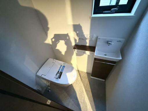 代田2丁目戸建のトイレ