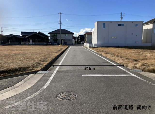 碧南市伊勢町の前面道路含む現地写真|前面道路が広いからお車の乗り入れに気を使いません
