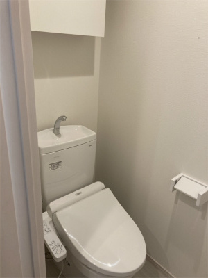 【トイレ】 | リブリ・OGW Ⅲ | 落ち着いた色調のトイレです