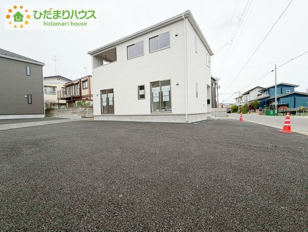 郡山市富田町第20　新築戸建　1号棟の駐車場|ご家族でお車に乗る方に！駐車場2台分あります！