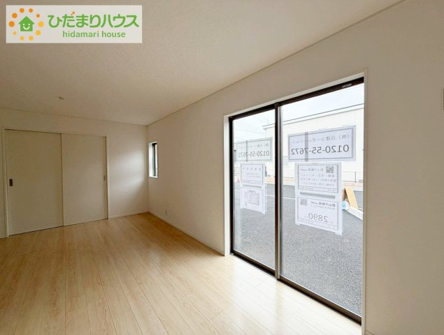 郡山市富田町第20　新築戸建　1号棟の居間・リビング|お子様が元気に遊べる広々としたリビングです。
