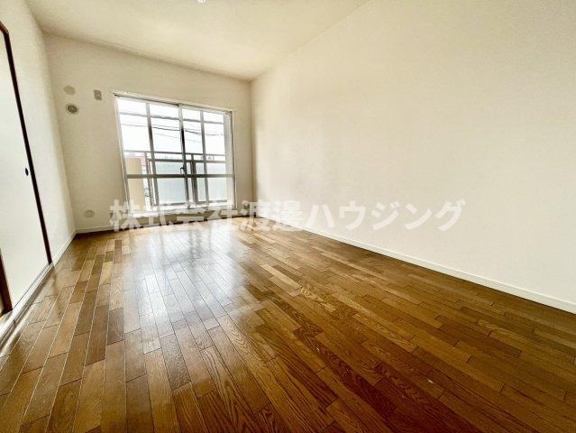 コープ野村豊中立花町の居間・リビング