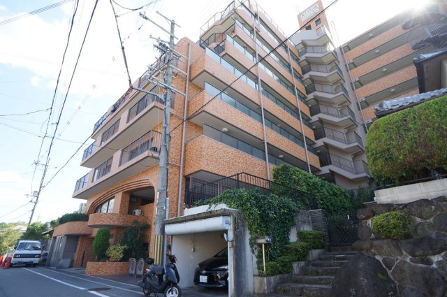 ライオンズマンション学園前第2