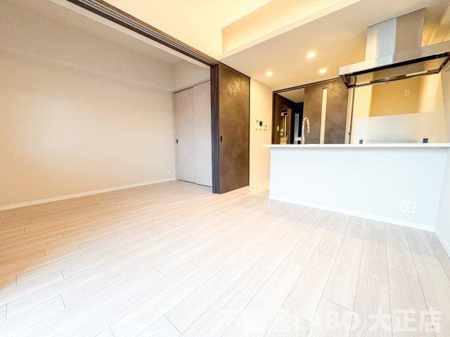 S-RESIDENCE難波西alterの居間・リビング