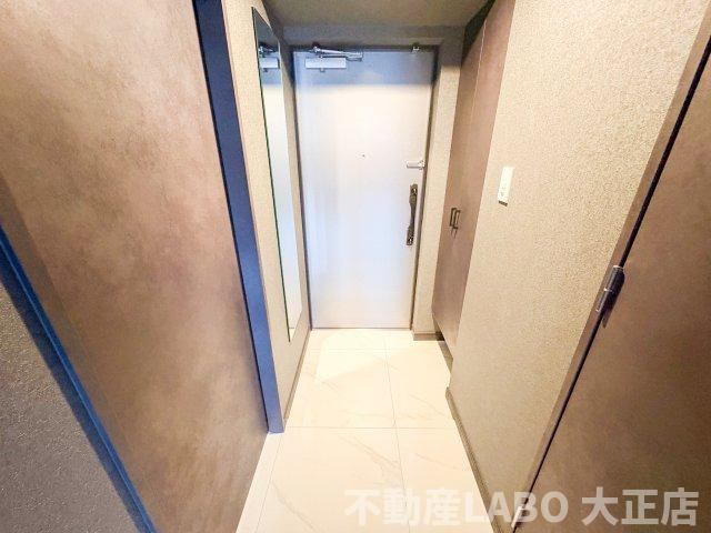 S-RESIDENCE難波西alterの玄関
