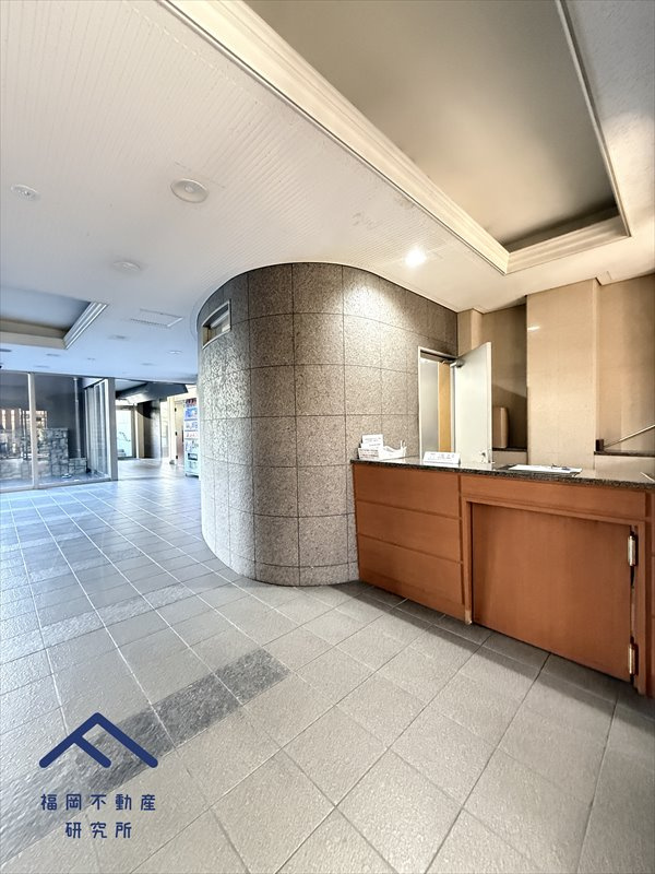 コアマンション春日ネクステージのエントランス