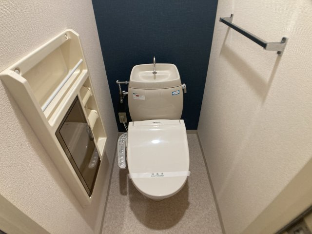 サザン五葉A棟のトイレ|温水洗浄便座付きトイレ