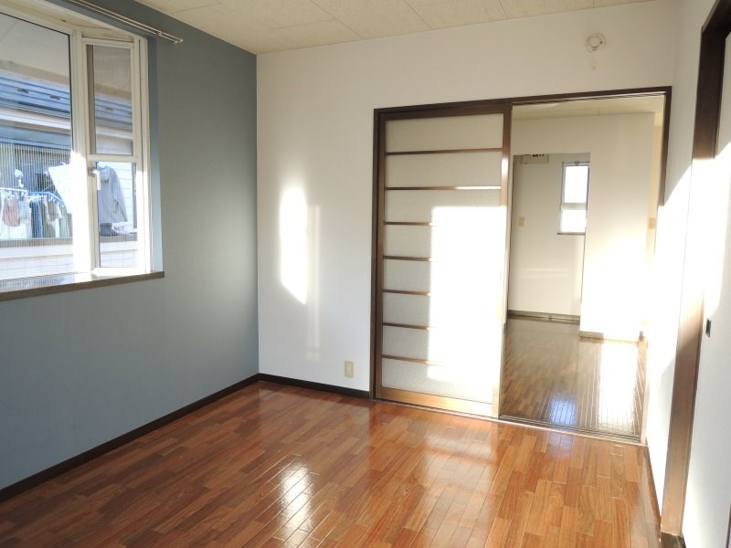 ピアビレッジの居間・リビング