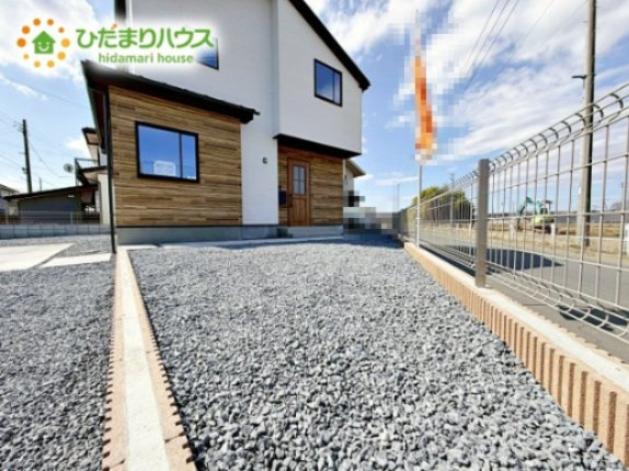 【庭】 | 水戸市堀町2期　新築戸建 | 庭があれば、子どもやペットとより楽しく過ごす時間が増えて暮らしが豊かになります。