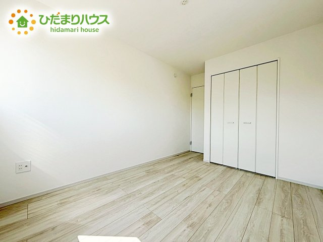 【洋室】 | 水戸市堀町2期　新築戸建 | ご家族様一人ひとりの大切なプライベート空間。シンプルなデザインなので、趣味・感性で個性的に飾ることができます♪
