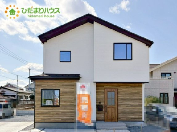 【外観】 | 水戸市堀町2期　新築戸建 | 角地なので、2方向から光や風を取り込めるため、明るく快適な住まいを実現できます。