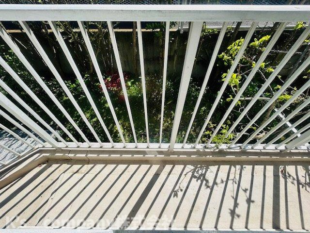 茅ヶ崎市中海岸4丁目　エミネンス茅ヶ崎3号棟の内装|階段があり専用お庭に繋がっております♪