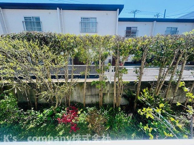 茅ヶ崎市中海岸4丁目　エミネンス茅ヶ崎3号棟の庭|専用お庭付き♪
