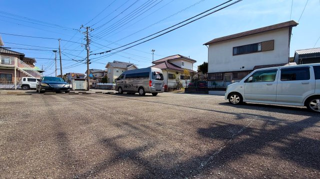 ホープウェル青野の駐車場