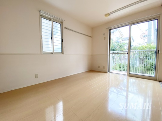 マルベリーの洋室|角部屋のお部屋です！