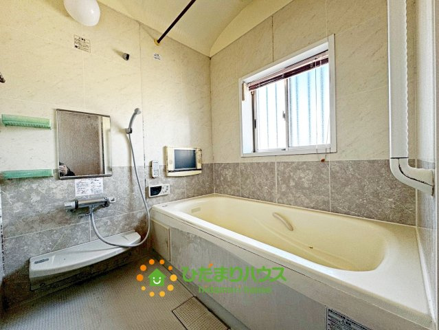 加須市花崎4丁目　中古一戸建ての浴室