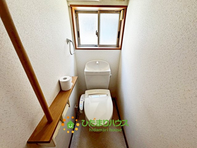 加須市花崎4丁目　中古一戸建てのトイレ