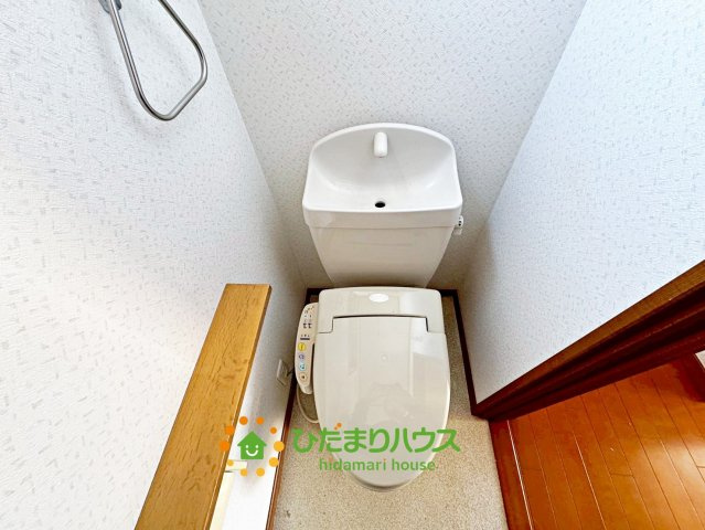 加須市花崎4丁目　中古一戸建てのトイレ