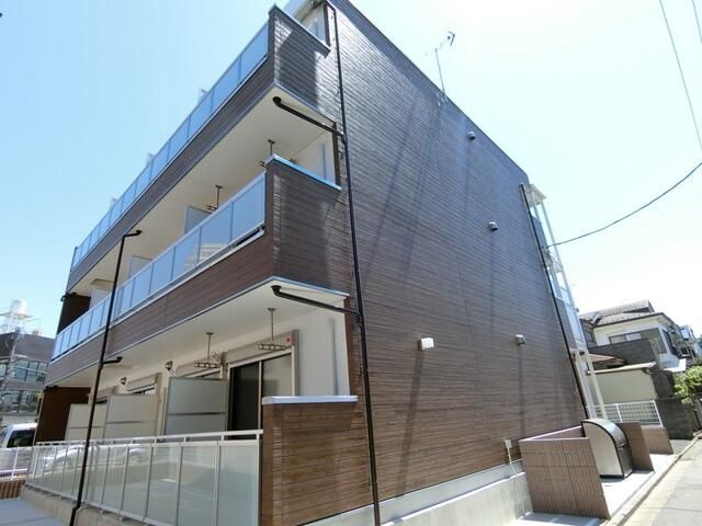 リブリ・シンシアの外観