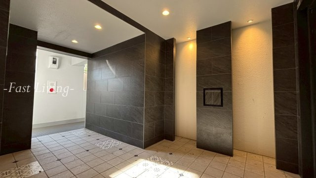 エルファーロ神楽坂Ⅲのロビー