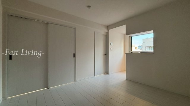 エルファーロ神楽坂Ⅲの居間・リビング