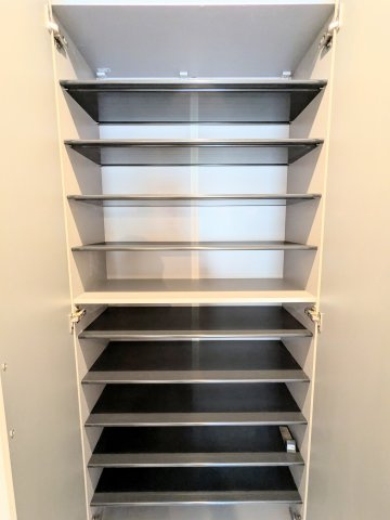 パレトーホー浅草の収納|～収納棚写真～