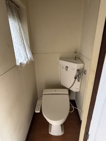 大石アパートのトイレ
