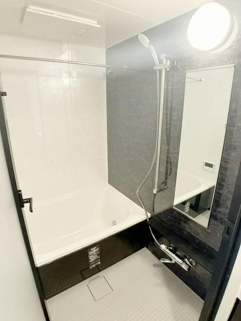 ＴＨＲＥＥＧＡＴＥ　ＢＬＤＧの浴室