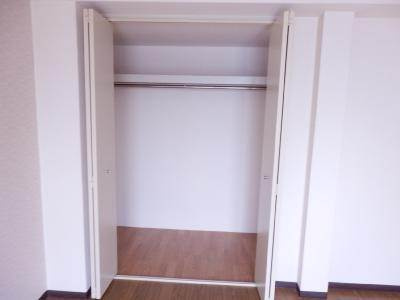 アンリービルの内装|クローゼット