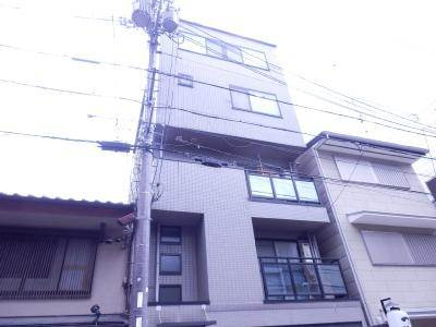 アンリービルの外観