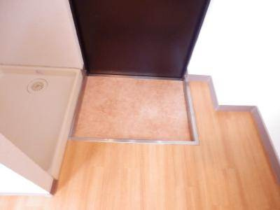 アンリービルの内装|玄関