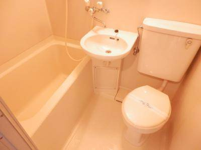 アンリービルの浴室