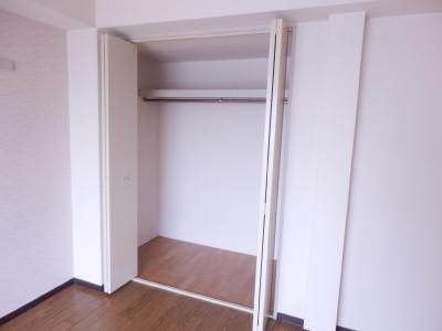 アンリービルの内装|クローゼット