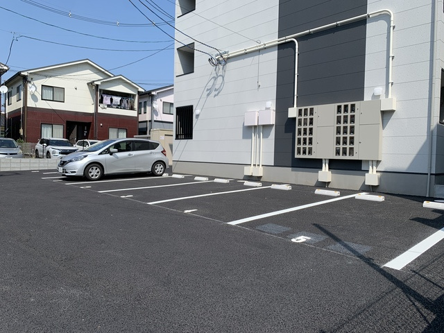 Ｇ－ＣＲＥＳＴ土樋の駐車場