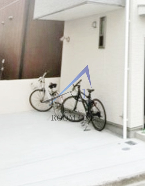 Loco Yotsuyaのその他共用部分|駐輪場です。