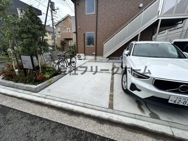 恵林ハイツの駐車場