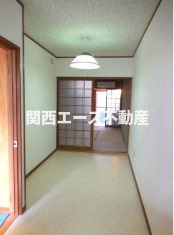 【居間・リビング】 | 荒川２丁目貸家