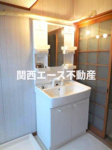 【洗面所】 | 荒川２丁目貸家