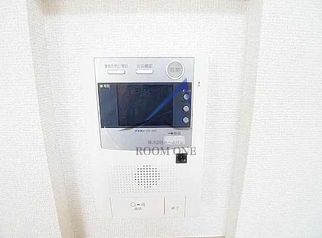 フェルクルールプレスト千住関屋のセキュリティ|モニター付きインターホンです。