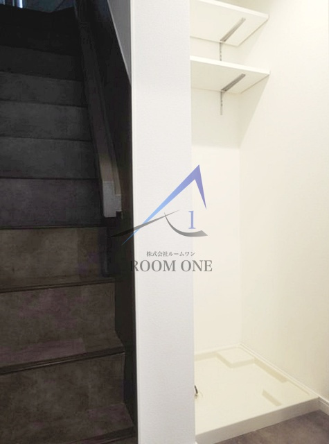 第二近藤ビルの設備|洗濯機置き場です。