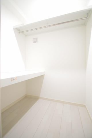 LAPIS薬園町の収納
